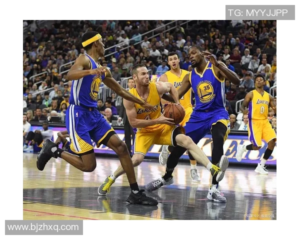 篮球巨星崛起之路 从童年梦想到NBA赛场的辉煌成就